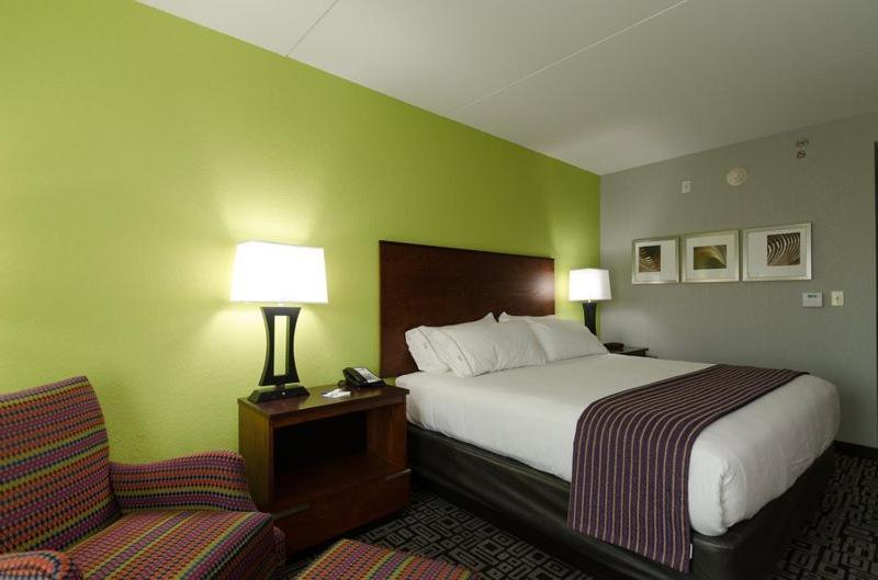 Holiday Inn Express Hickory - Hickory Mart By Ihg מראה חיצוני תמונה